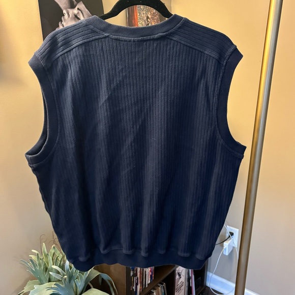 Retro Vest- Unisex - Dark Academia Vibes - Picture 2 of 2